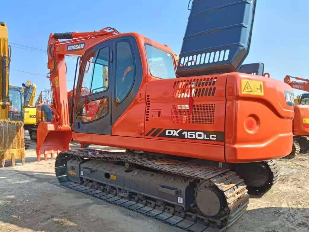 Doosan DX150 - Bager gusjeničar: slika Doosan DX150 - Bager gusjeničar Doosan DX150 - Bager gusjeničar: slika Doosan DX150 - Bager gusjeničar