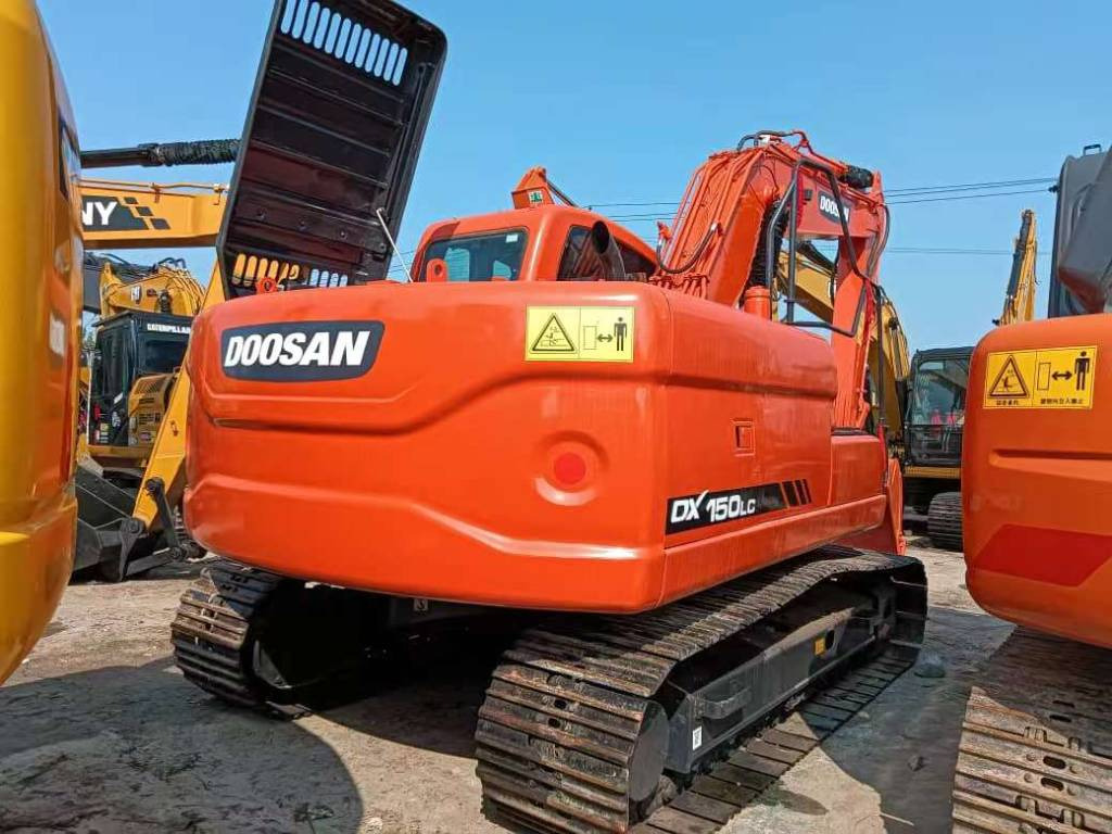 Doosan DX150 - Bager gusjeničar: slika Doosan DX150 - Bager gusjeničar Doosan DX150 - Bager gusjeničar: slika Doosan DX150 - Bager gusjeničar