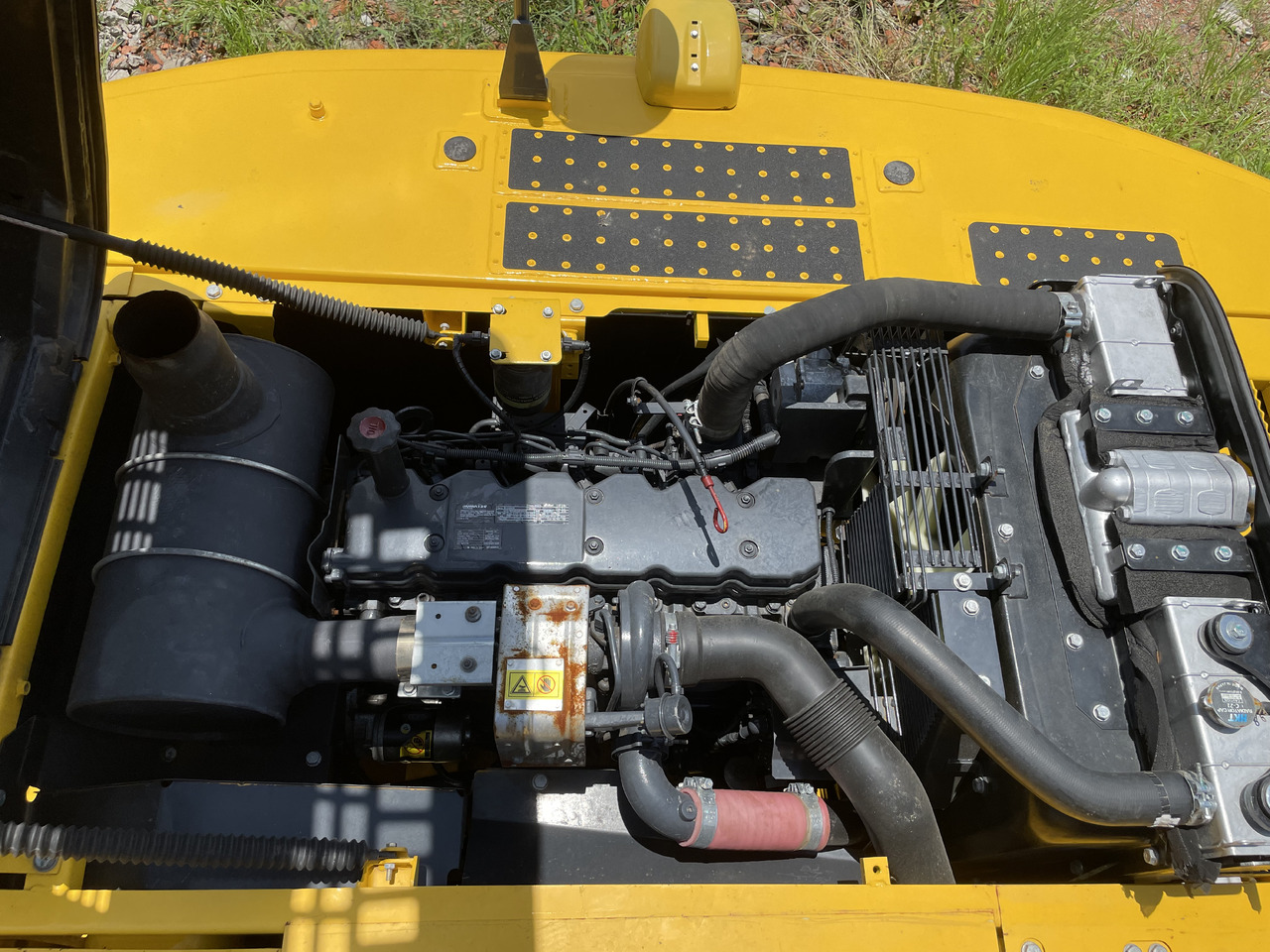 Bager gusjeničar KOMATSU PC 220-8: slika Bager gusjeničar KOMATSU PC 220-8