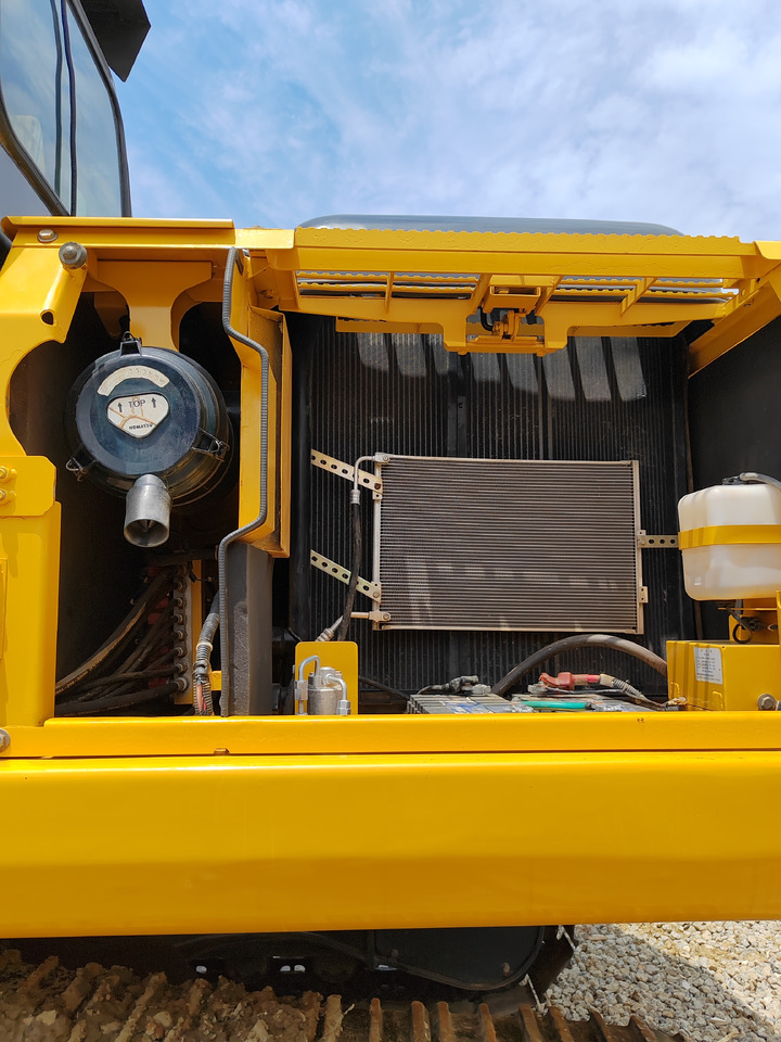 Bager gusjeničar KOMATSU PC160: slika Bager gusjeničar KOMATSU PC160