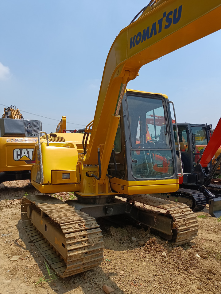 KOMATSU PC60-7 - Bager gusjeničar: slika KOMATSU PC60-7 - Bager gusjeničar KOMATSU PC60-7 - Bager gusjeničar: slika KOMATSU PC60-7 - Bager gusjeničar
