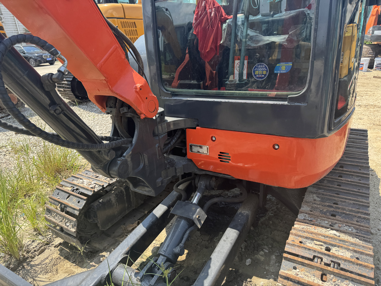 KUBOTA U35-5 - Mini bager: slika KUBOTA U35-5 - Mini bager KUBOTA U35-5 - Mini bager: slika KUBOTA U35-5 - Mini bager