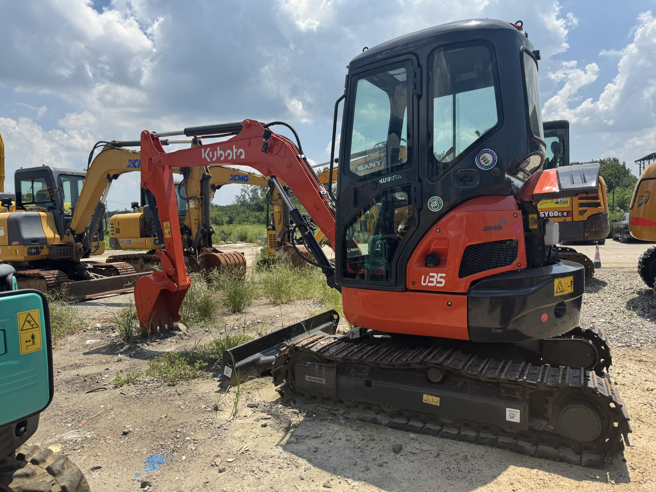 KUBOTA U35-5 - Mini bager: slika KUBOTA U35-5 - Mini bager KUBOTA U35-5 - Mini bager: slika KUBOTA U35-5 - Mini bager