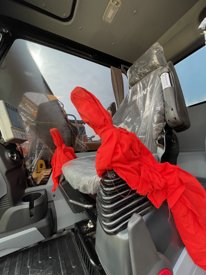 Bager gusjeničar SANY SY135C: slika Bager gusjeničar SANY SY135C Bager gusjeničar SANY SY135C: slika Bager gusjeničar SANY SY135C