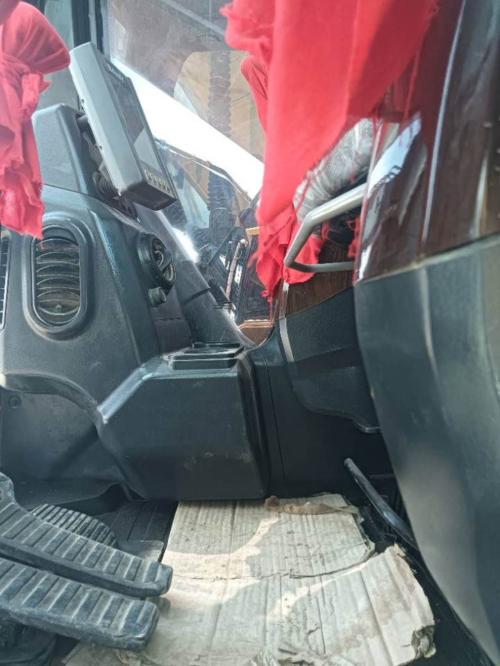 Sany SY 485 H - Bager gusjeničar: slika Sany SY 485 H - Bager gusjeničar Sany SY 485 H - Bager gusjeničar: slika Sany SY 485 H - Bager gusjeničar