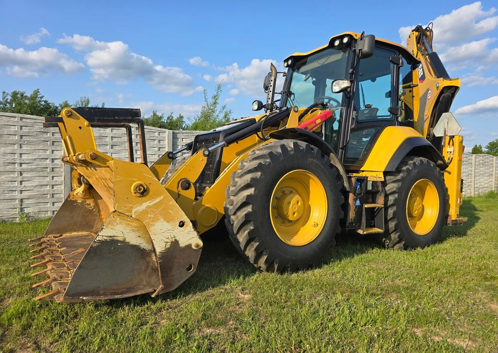 Caterpillar - Rovokopač-utovarivač: slika  Caterpillar - Rovokopač-utovarivač Caterpillar - Rovokopač-utovarivač: slika  Caterpillar - Rovokopač-utovarivač