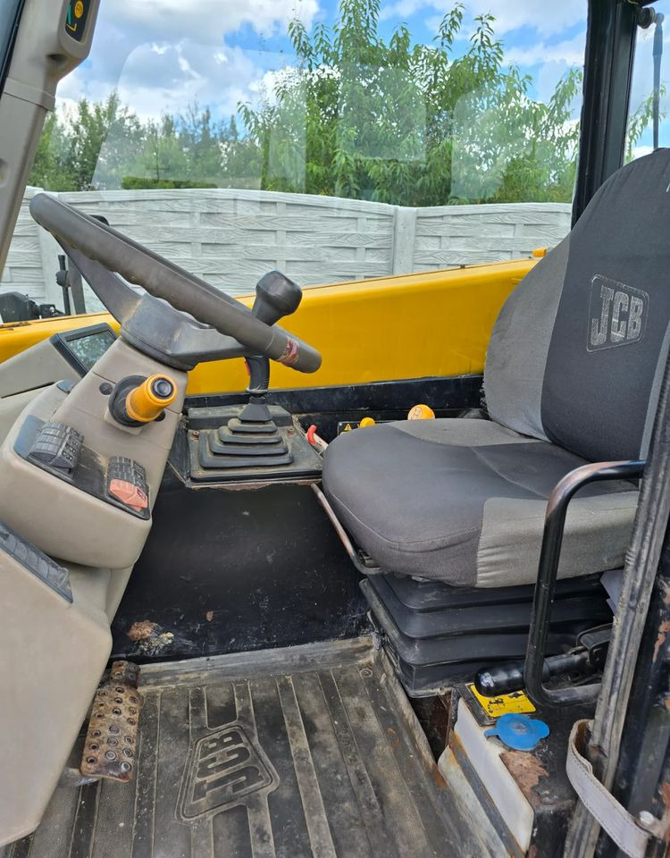 JCB - Teleskopski rukovatelj: slika JCB - Teleskopski rukovatelj JCB - Teleskopski rukovatelj: slika JCB - Teleskopski rukovatelj
