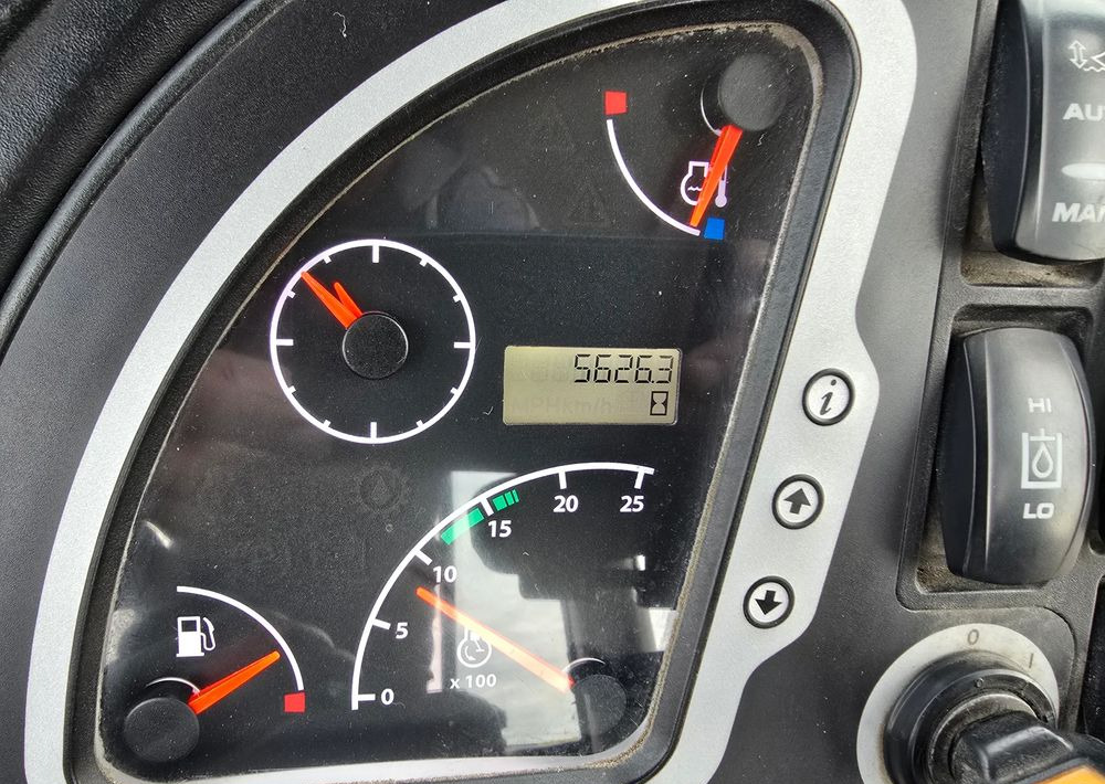 JCB - Rovokopač-utovarivač: slika JCB - Rovokopač-utovarivač JCB - Rovokopač-utovarivač: slika JCB - Rovokopač-utovarivač