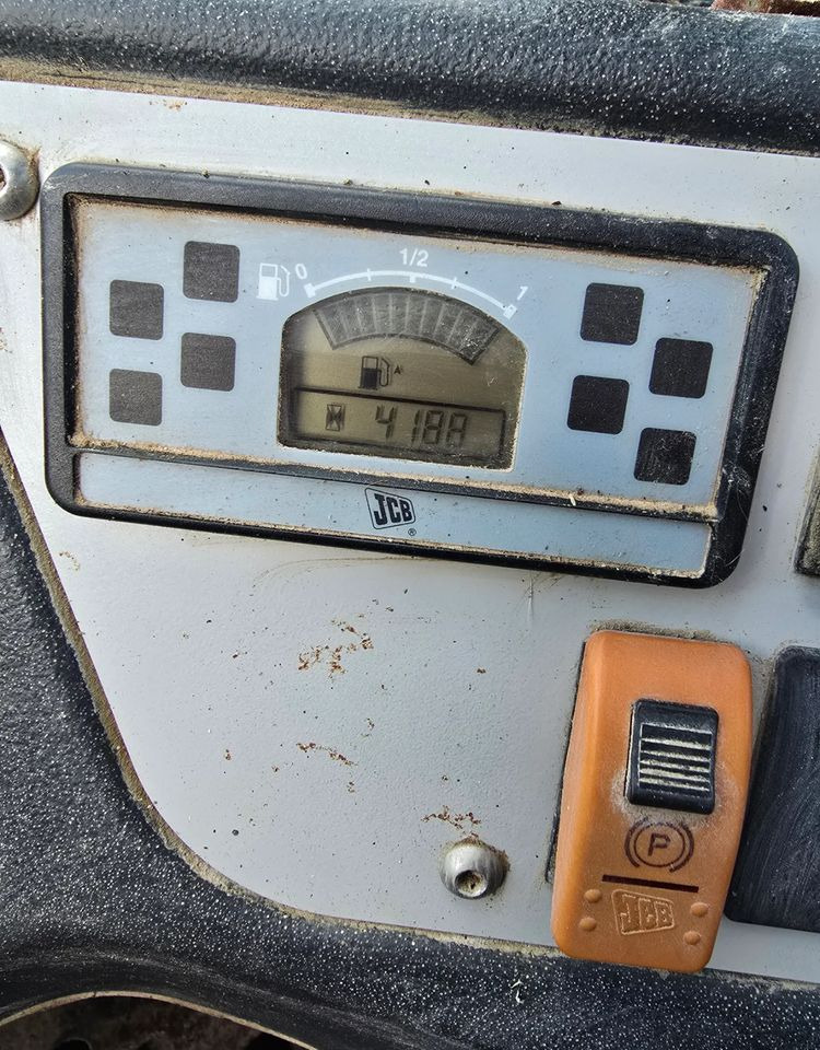 JCB - Mini utovarivač: slika JCB - Mini utovarivač JCB - Mini utovarivač: slika JCB - Mini utovarivač