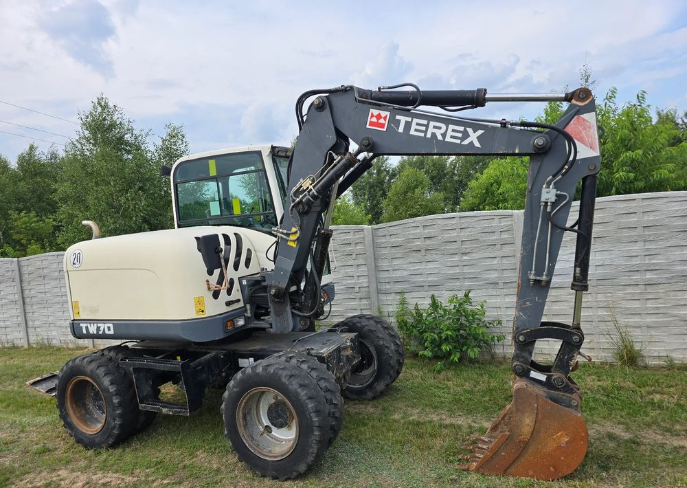Terex - Bager na kotačima: slika Terex - Bager na kotačima Terex - Bager na kotačima: slika Terex - Bager na kotačima