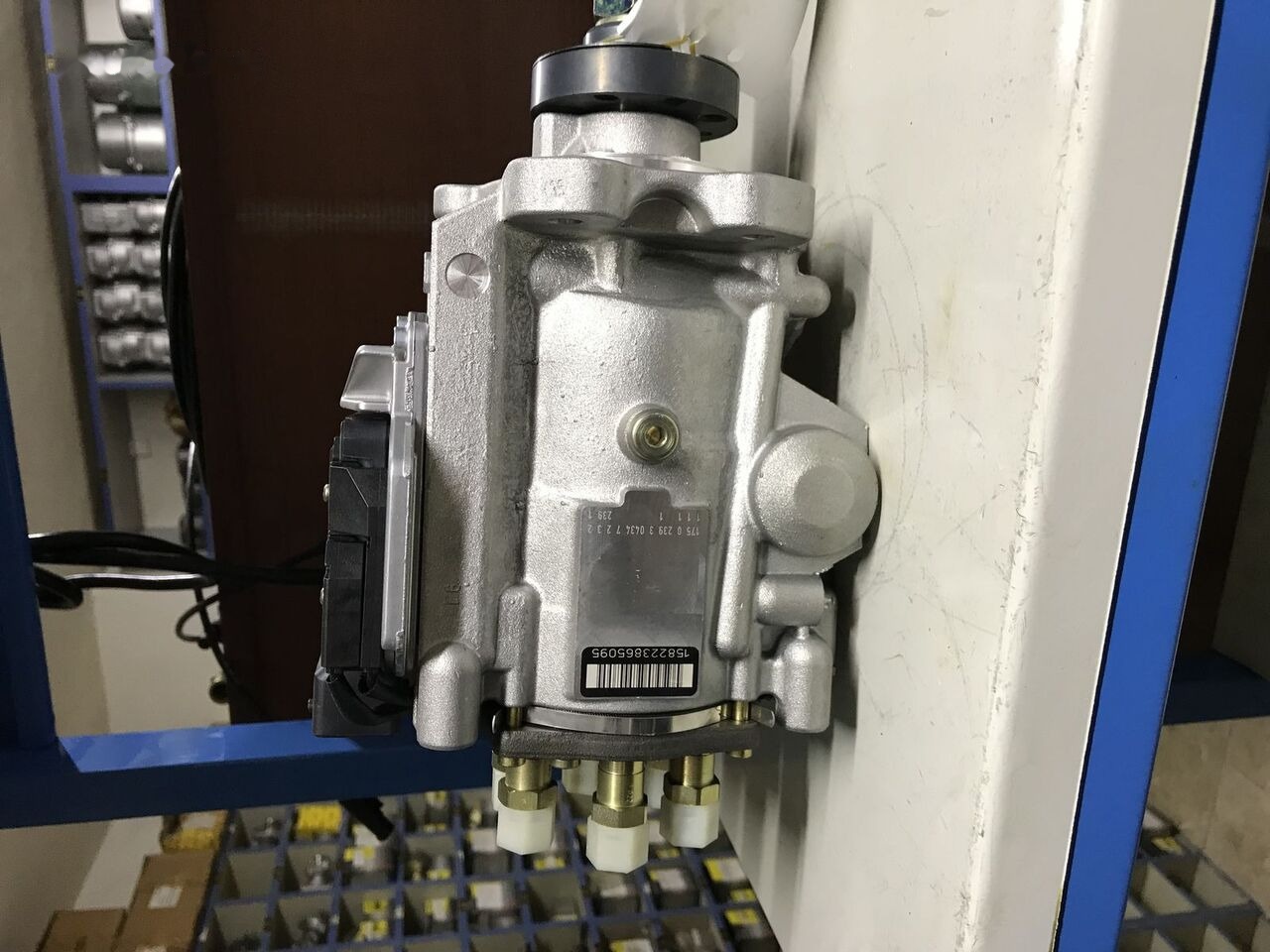 Bosch 2018 51965010612 MAN - Pumpa goriva za Kamion: slika Bosch 2018 51965010612 MAN - Pumpa goriva za Kamion Bosch 2018 51965010612 MAN - Pumpa goriva za Kamion: slika Bosch 2018 51965010612 MAN - Pumpa goriva za Kamion