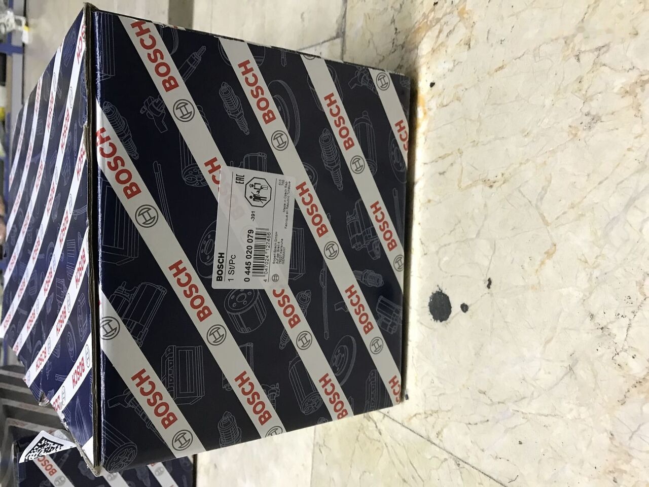 Bosch 2018 6C46 Ford CARGO truck - Pumpa goriva za Kamion: slika Bosch 2018 6C46 Ford CARGO truck - Pumpa goriva za Kamion Bosch 2018 6C46 Ford CARGO truck - Pumpa goriva za Kamion: slika Bosch 2018 6C46 Ford CARGO truck - Pumpa goriva za Kamion