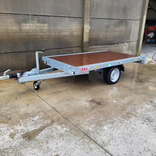 EDUARD 256/150cm - Prikolica: slika EDUARD 256/150cm - Prikolica EDUARD 256/150cm - Prikolica: slika EDUARD 256/150cm - Prikolica