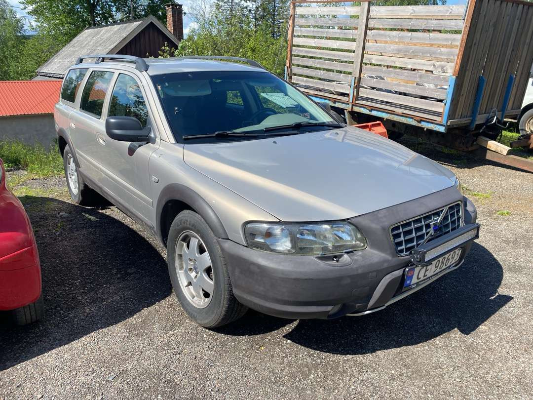 2001 Volvo XC70 EU-GODKJENT (rep.-objekt) - Automobil: slika 2001 Volvo XC70 EU-GODKJENT (rep.-objekt) - Automobil 2001 Volvo XC70 EU-GODKJENT (rep.-objekt) - Automobil: slika 2001 Volvo XC70 EU-GODKJENT (rep.-objekt) - Automobil