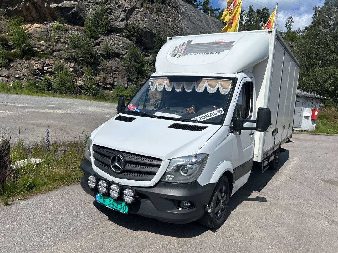 2015 Skapbil Mercedes-Benz EU-godkjent - Dostavno vozilo sa zatvorenim sandukom: slika 2015 Skapbil Mercedes-Benz EU-godkjent - Dostavno vozilo sa zatvorenim sandukom 2015 Skapbil Mercedes-Benz EU-godkjent - Dostavno vozilo sa zatvorenim sandukom: slika 2015 Skapbil Mercedes-Benz EU-godkjent - Dostavno vozilo sa zatvorenim sandukom