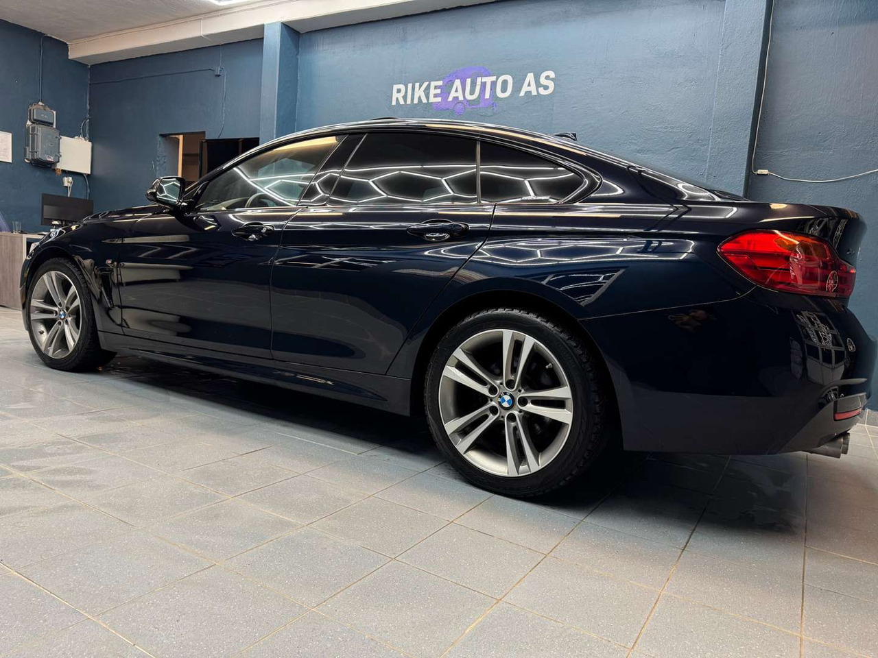 2017 BMW 420d XDrive Grand Coupe M-Sport - Limuzina: slika 2017 BMW 420d XDrive Grand Coupe M-Sport - Limuzina 2017 BMW 420d XDrive Grand Coupe M-Sport - Limuzina: slika 2017 BMW 420d XDrive Grand Coupe M-Sport - Limuzina