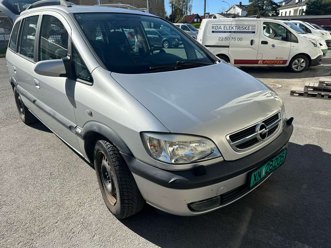 2003 Opel Zafira 1.8 Comfort / Lav km / - Drugi strojevi: slika 2003 Opel Zafira 1.8 Comfort / Lav km / - Drugi strojevi 2003 Opel Zafira 1.8 Comfort / Lav km / - Drugi strojevi: slika 2003 Opel Zafira 1.8 Comfort / Lav km / - Drugi strojevi