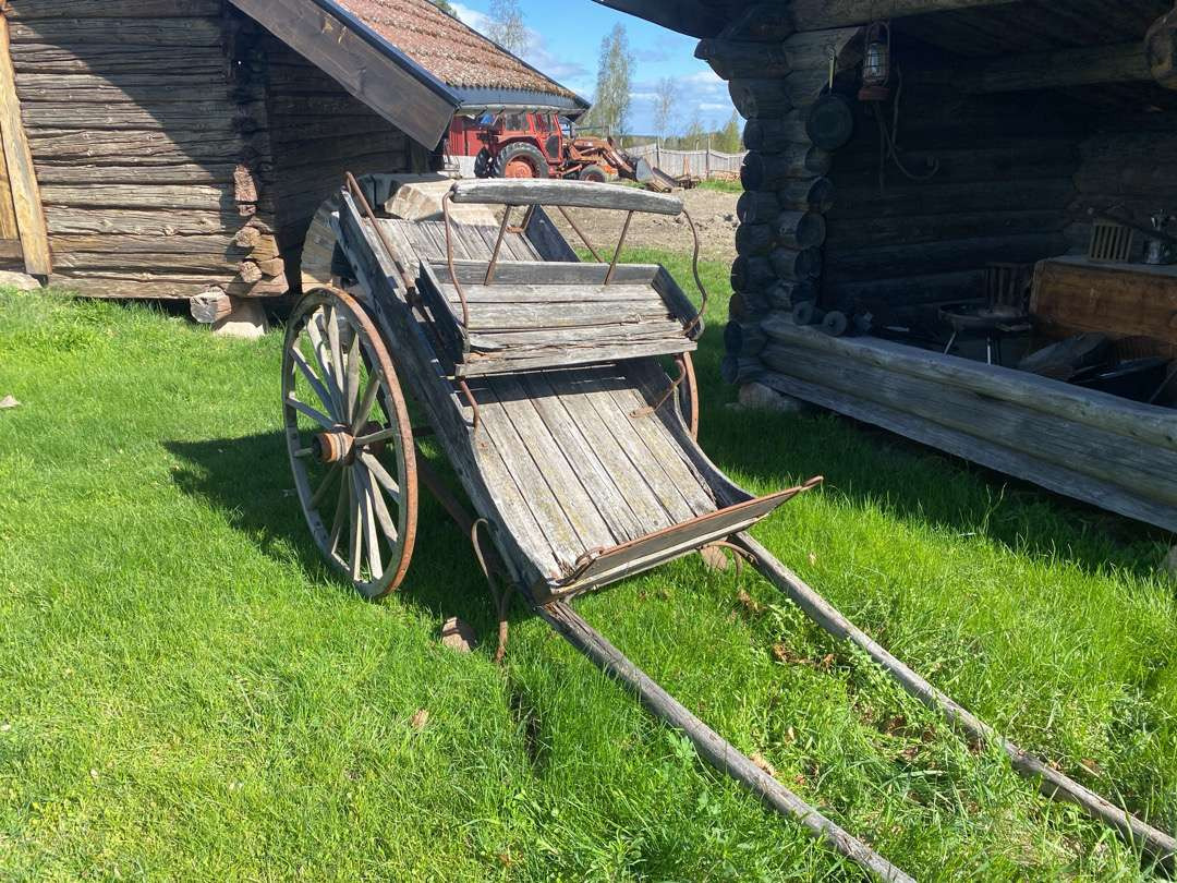 Hestekjerre - Alat/ Oprema: slika  Hestekjerre - Alat/ Oprema Hestekjerre - Alat/ Oprema: slika  Hestekjerre - Alat/ Oprema