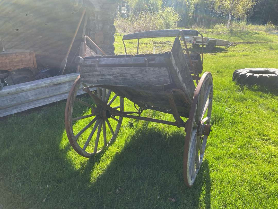 Hestekjerre - Alat/ Oprema: slika  Hestekjerre - Alat/ Oprema Hestekjerre - Alat/ Oprema: slika  Hestekjerre - Alat/ Oprema