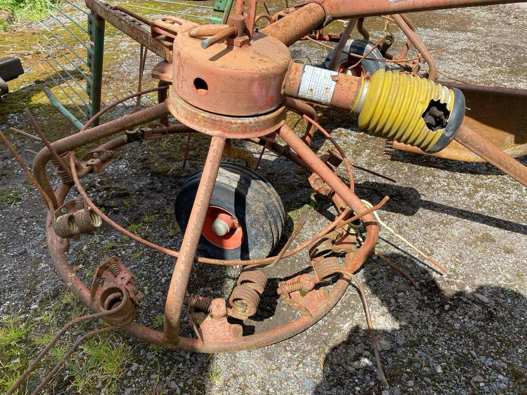 PZ Zweegers Haybob 300 Kombi rive - Prevrtač sijena/ Grabulje: slika PZ Zweegers Haybob 300 Kombi rive - Prevrtač sijena/ Grabulje PZ Zweegers Haybob 300 Kombi rive - Prevrtač sijena/ Grabulje: slika PZ Zweegers Haybob 300 Kombi rive - Prevrtač sijena/ Grabulje