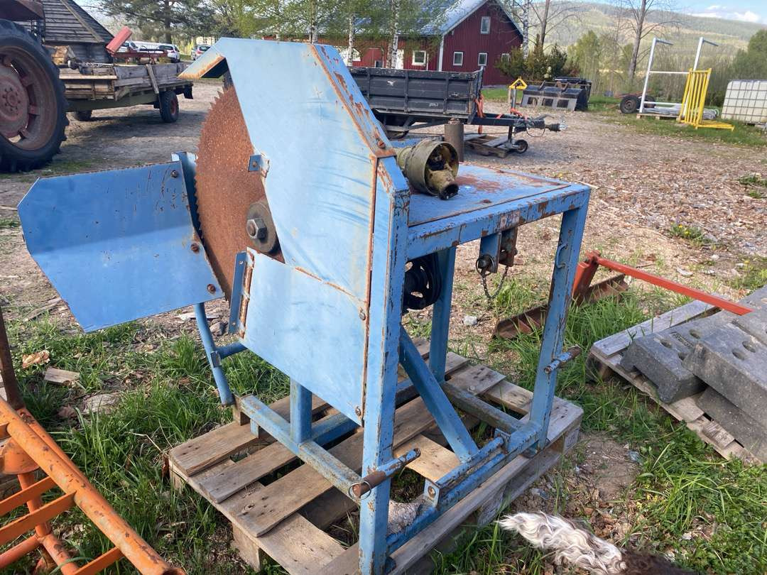 Vedsag til traktor - Oprema za radionice: slika Vedsag til traktor - Oprema za radionice Vedsag til traktor - Oprema za radionice: slika Vedsag til traktor - Oprema za radionice