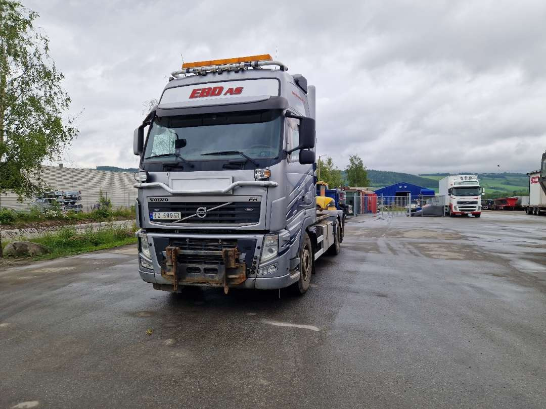 Volvo FH6X2-Krokbil med hydraulisk brøyteutstyr - Kamion s kukastom dizalicom: slika Volvo FH6X2-Krokbil med hydraulisk brøyteutstyr - Kamion s kukastom dizalicom Volvo FH6X2-Krokbil med hydraulisk brøyteutstyr - Kamion s kukastom dizalicom: slika Volvo FH6X2-Krokbil med hydraulisk brøyteutstyr - Kamion s kukastom dizalicom