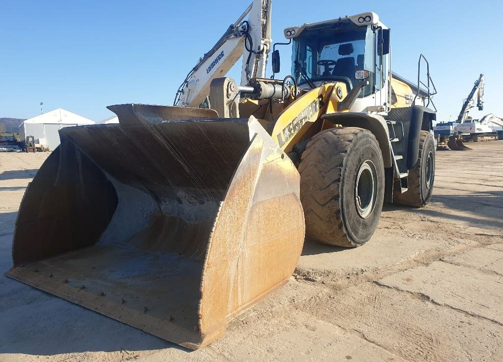Liebherr L580 xpower - Utovarivač na kotačima: slika Liebherr L580 xpower - Utovarivač na kotačima Liebherr L580 xpower - Utovarivač na kotačima: slika Liebherr L580 xpower - Utovarivač na kotačima
