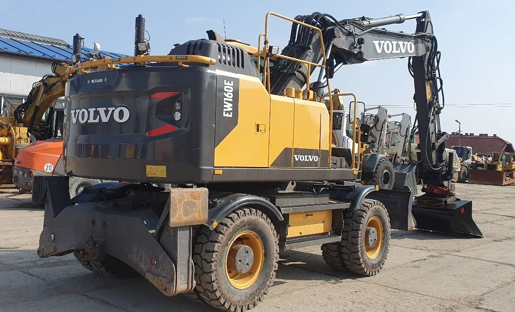Volvo EW 160 E - Bager na kotačima: slika Volvo EW 160 E - Bager na kotačima Volvo EW 160 E - Bager na kotačima: slika Volvo EW 160 E - Bager na kotačima