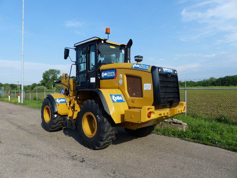 Cat 926 M - Utovarivač na kotačima: slika Cat 926 M - Utovarivač na kotačima Cat 926 M - Utovarivač na kotačima: slika Cat 926 M - Utovarivač na kotačima