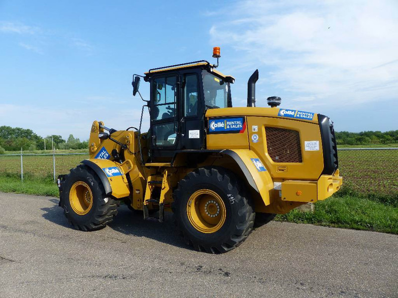 Cat 926 M - Utovarivač na kotačima: slika Cat 926 M - Utovarivač na kotačima Cat 926 M - Utovarivač na kotačima: slika Cat 926 M - Utovarivač na kotačima