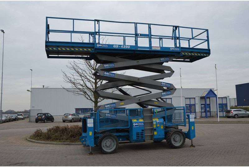 Genie GS4390RT - Škarasta podizna platforma: slika Genie GS4390RT - Škarasta podizna platforma Genie GS4390RT - Škarasta podizna platforma: slika Genie GS4390RT - Škarasta podizna platforma