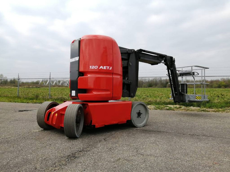 Manitou 120 AETJ - Zglobni krak: slika Manitou 120 AETJ - Zglobni krak Manitou 120 AETJ - Zglobni krak: slika Manitou 120 AETJ - Zglobni krak