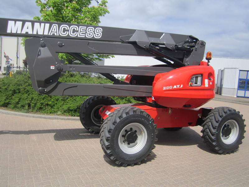 Manitou 200 ATJ - Zglobni krak: slika Manitou 200 ATJ - Zglobni krak Manitou 200 ATJ - Zglobni krak: slika Manitou 200 ATJ - Zglobni krak