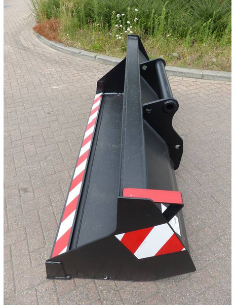 Manitou CBR 1000 Liter | New 2022 - Korpa za Građevinski strojevi: slika Manitou CBR 1000 Liter | New 2022 - Korpa za Građevinski strojevi Manitou CBR 1000 Liter | New 2022 - Korpa za Građevinski strojevi: slika Manitou CBR 1000 Liter | New 2022 - Korpa za Građevinski strojevi