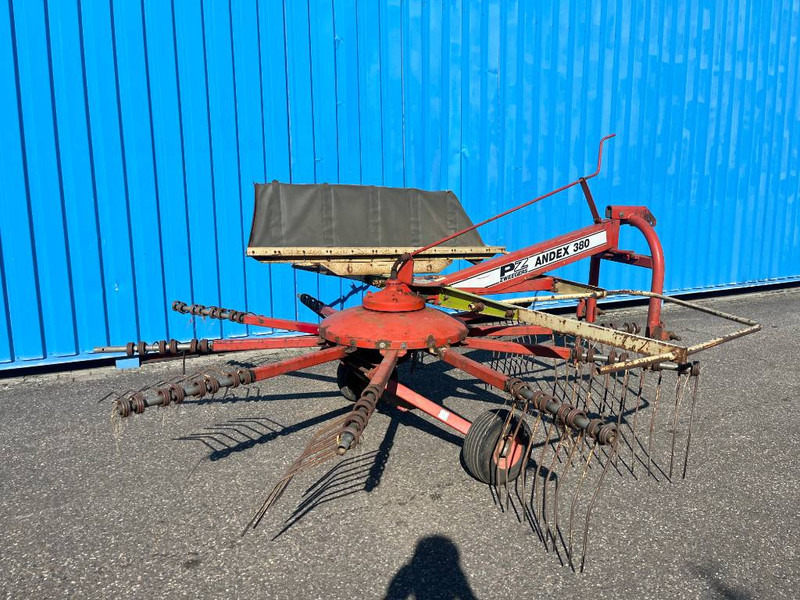 PZ Zweegers Andex 380 - Prevrtač sijena/ Grabulje: slika PZ Zweegers Andex 380 - Prevrtač sijena/ Grabulje PZ Zweegers Andex 380 - Prevrtač sijena/ Grabulje: slika PZ Zweegers Andex 380 - Prevrtač sijena/ Grabulje