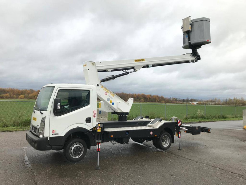 Palfinger P 200 T X E | 2019 - Podizna platforma montirana na kamion: slika Palfinger P 200 T X E | 2019 - Podizna platforma montirana na kamion Palfinger P 200 T X E | 2019 - Podizna platforma montirana na kamion: slika Palfinger P 200 T X E | 2019 - Podizna platforma montirana na kamion