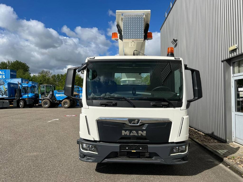 Palfinger P 300 KS | 2023 - Podizna platforma montirana na kamion: slika Palfinger P 300 KS | 2023 - Podizna platforma montirana na kamion Palfinger P 300 KS | 2023 - Podizna platforma montirana na kamion: slika Palfinger P 300 KS | 2023 - Podizna platforma montirana na kamion