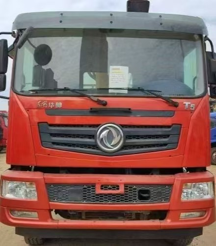 DONGFENG - Kamion s kranom: slika DONGFENG - Kamion s kranom DONGFENG - Kamion s kranom: slika DONGFENG - Kamion s kranom