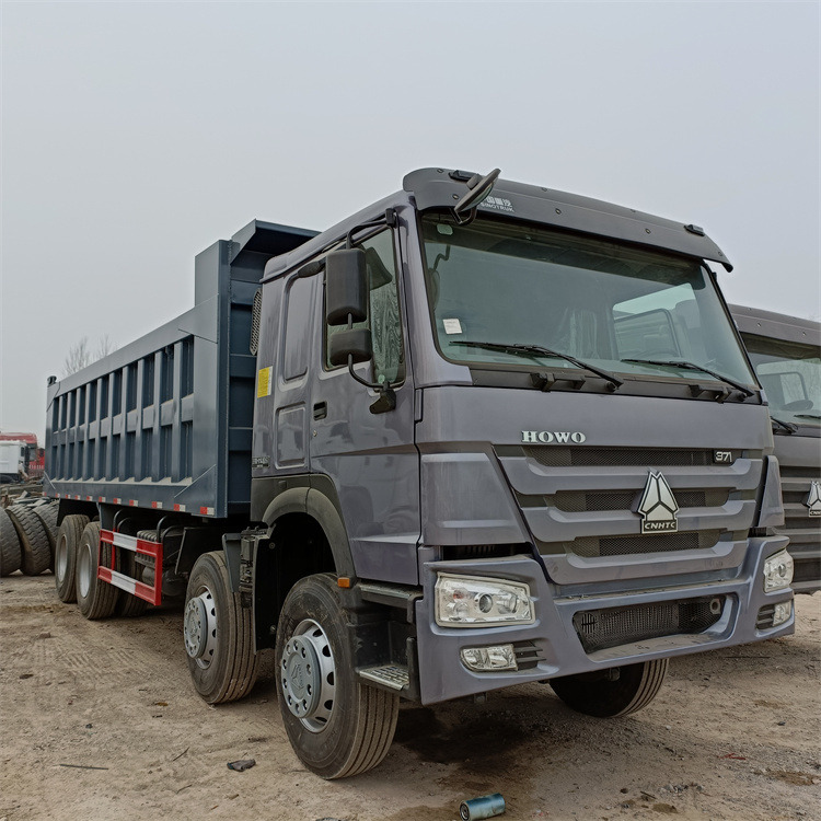 SINOTRUCK HOWO - Kiper: slika SINOTRUCK HOWO - Kiper SINOTRUCK HOWO - Kiper: slika SINOTRUCK HOWO - Kiper
