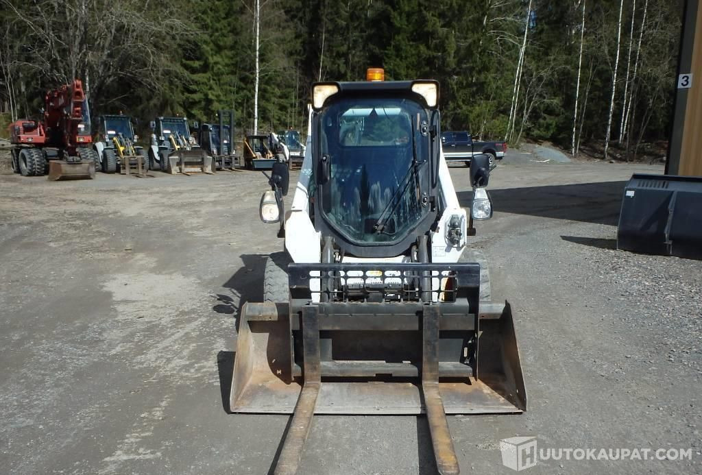 Bobcat S 530, 2016, 2 286 h Kuormaaja, Forssa - Mini utovarivač: slika Bobcat S 530, 2016, 2 286 h Kuormaaja, Forssa - Mini utovarivač Bobcat S 530, 2016, 2 286 h Kuormaaja, Forssa - Mini utovarivač: slika Bobcat S 530, 2016, 2 286 h Kuormaaja, Forssa - Mini utovarivač