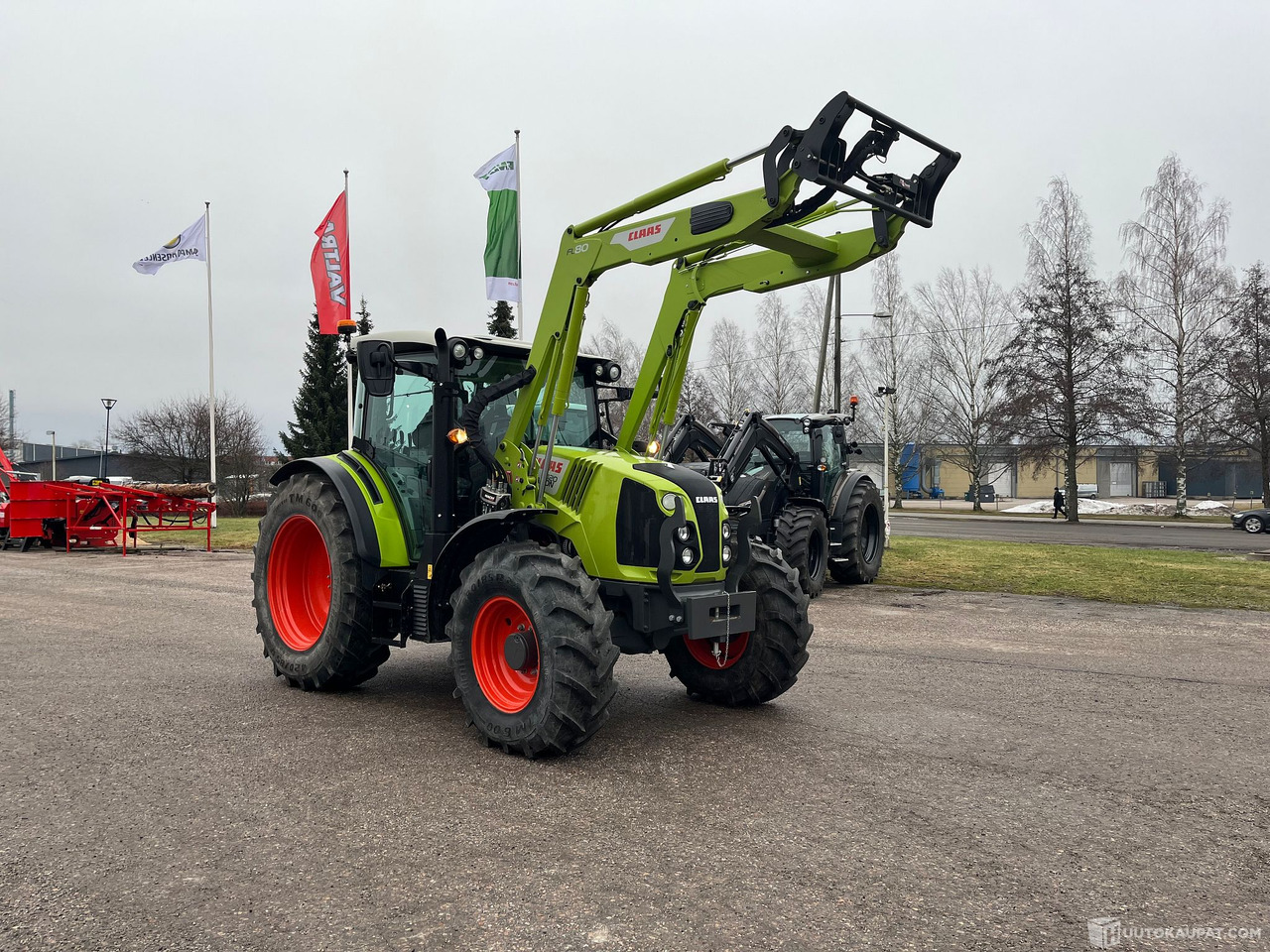 Claas Arion 420 traktori kuormaajalla, 2020, INTEXW, Salo - Traktor: slika Claas Arion 420 traktori kuormaajalla, 2020, INTEXW, Salo - Traktor Claas Arion 420 traktori kuormaajalla, 2020, INTEXW, Salo - Traktor: slika Claas Arion 420 traktori kuormaajalla, 2020, INTEXW, Salo - Traktor