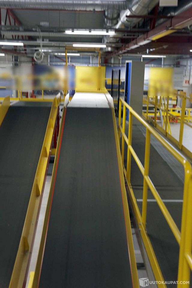 Ferroplan Oy hihnakuljetin/nousukuljetin, pituus noin 12 m (2020). LGS6025, Vantaa - Transporter: slika Ferroplan Oy hihnakuljetin/nousukuljetin, pituus noin 12 m (2020). LGS6025, Vantaa - Transporter Ferroplan Oy hihnakuljetin/nousukuljetin, pituus noin 12 m (2020). LGS6025, Vantaa - Transporter: slika Ferroplan Oy hihnakuljetin/nousukuljetin, pituus noin 12 m (2020). LGS6025, Vantaa - Transporter