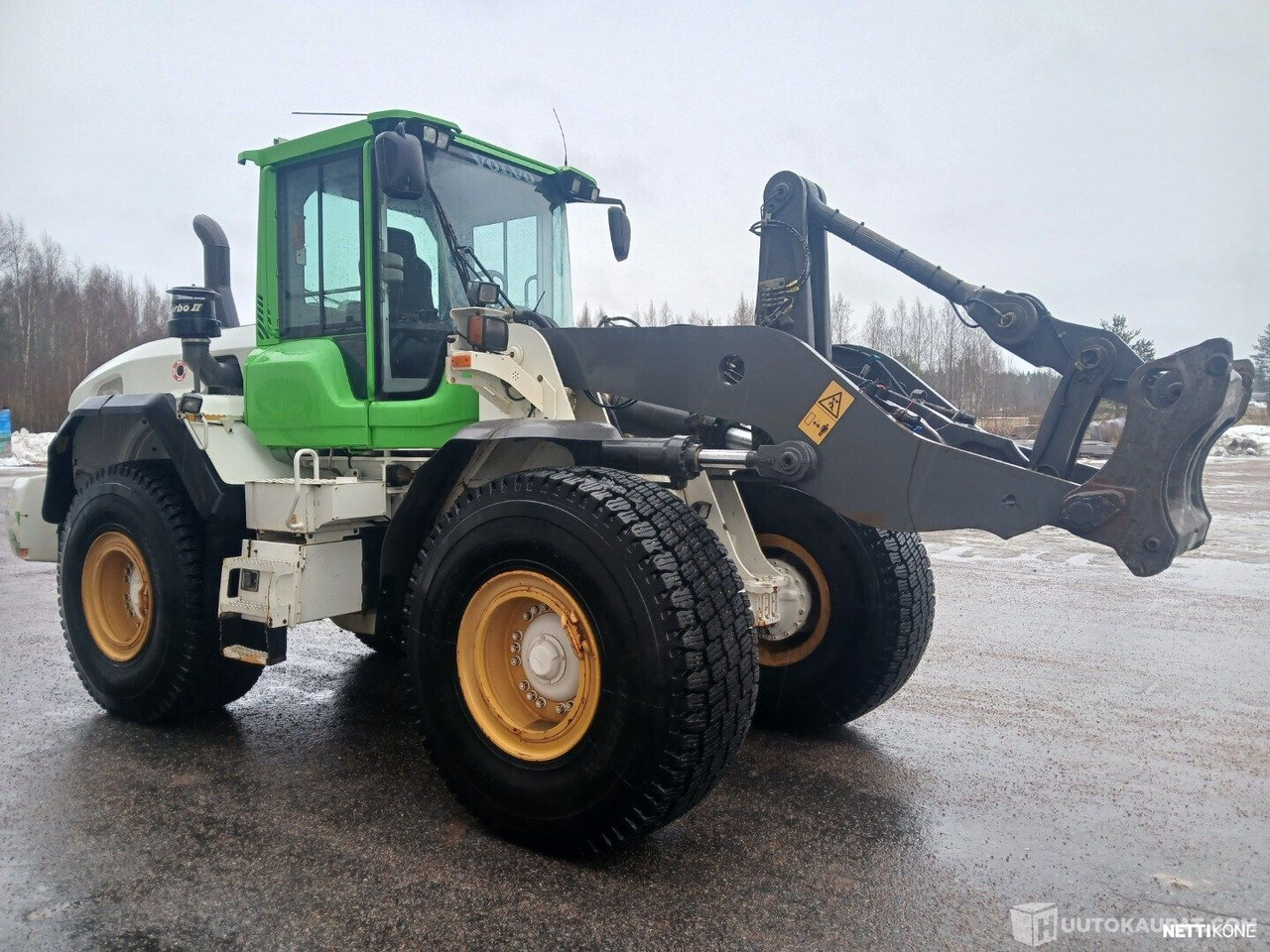 Volvo L120G, 2013, hyvät varusteet, vaihteisto/muunnin laitettu juuri !, Honkajoki - Građevinski strojevi: slika Volvo L120G, 2013, hyvät varusteet, vaihteisto/muunnin laitettu juuri !, Honkajoki - Građevinski strojevi Volvo L120G, 2013, hyvät varusteet, vaihteisto/muunnin laitettu juuri !, Honkajoki - Građevinski strojevi: slika Volvo L120G, 2013, hyvät varusteet, vaihteisto/muunnin laitettu juuri !, Honkajoki - Građevinski strojevi