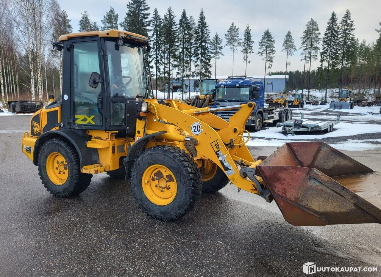 JCB 407 ZX Super, 2007, Diesel, 7,513 h Wheel loader, Virrat - Utovarivač na kotačima: slika JCB 407 ZX Super, 2007, Diesel, 7,513 h Wheel loader, Virrat - Utovarivač na kotačima JCB 407 ZX Super, 2007, Diesel, 7,513 h Wheel loader, Virrat - Utovarivač na kotačima: slika JCB 407 ZX Super, 2007, Diesel, 7,513 h Wheel loader, Virrat - Utovarivač na kotačima