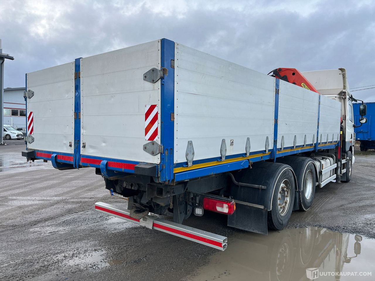 Jalkalava/vaihtolava + Palfinger PK 17000, Kangasala - Tovarni sanduk: slika Jalkalava/vaihtolava + Palfinger PK 17000, Kangasala - Tovarni sanduk Jalkalava/vaihtolava + Palfinger PK 17000, Kangasala - Tovarni sanduk: slika Jalkalava/vaihtolava + Palfinger PK 17000, Kangasala - Tovarni sanduk