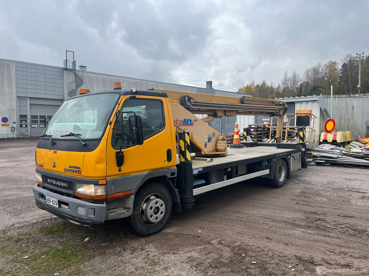 Mitsubishi CANTER-FE659H/420, nostokoriauto, nostin korjattavaksi, 2003, Vantaa - Kamion: slika Mitsubishi CANTER-FE659H/420, nostokoriauto, nostin korjattavaksi, 2003, Vantaa - Kamion Mitsubishi CANTER-FE659H/420, nostokoriauto, nostin korjattavaksi, 2003, Vantaa - Kamion: slika Mitsubishi CANTER-FE659H/420, nostokoriauto, nostin korjattavaksi, 2003, Vantaa - Kamion