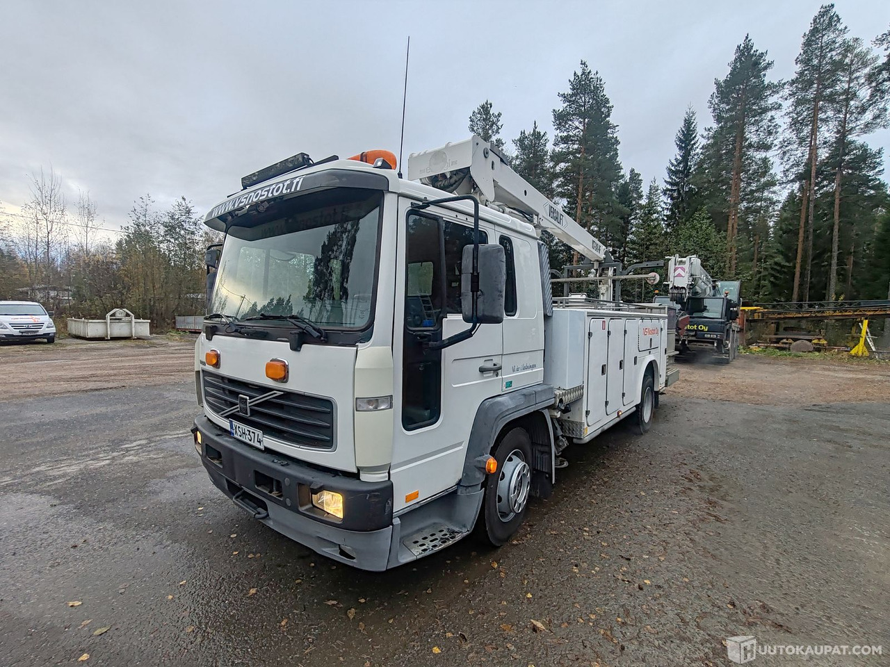 Volvo FL6 nostokoriauto, 2004, Kurikka - Kamion: slika Volvo FL6 nostokoriauto, 2004, Kurikka - Kamion Volvo FL6 nostokoriauto, 2004, Kurikka - Kamion: slika Volvo FL6 nostokoriauto, 2004, Kurikka - Kamion