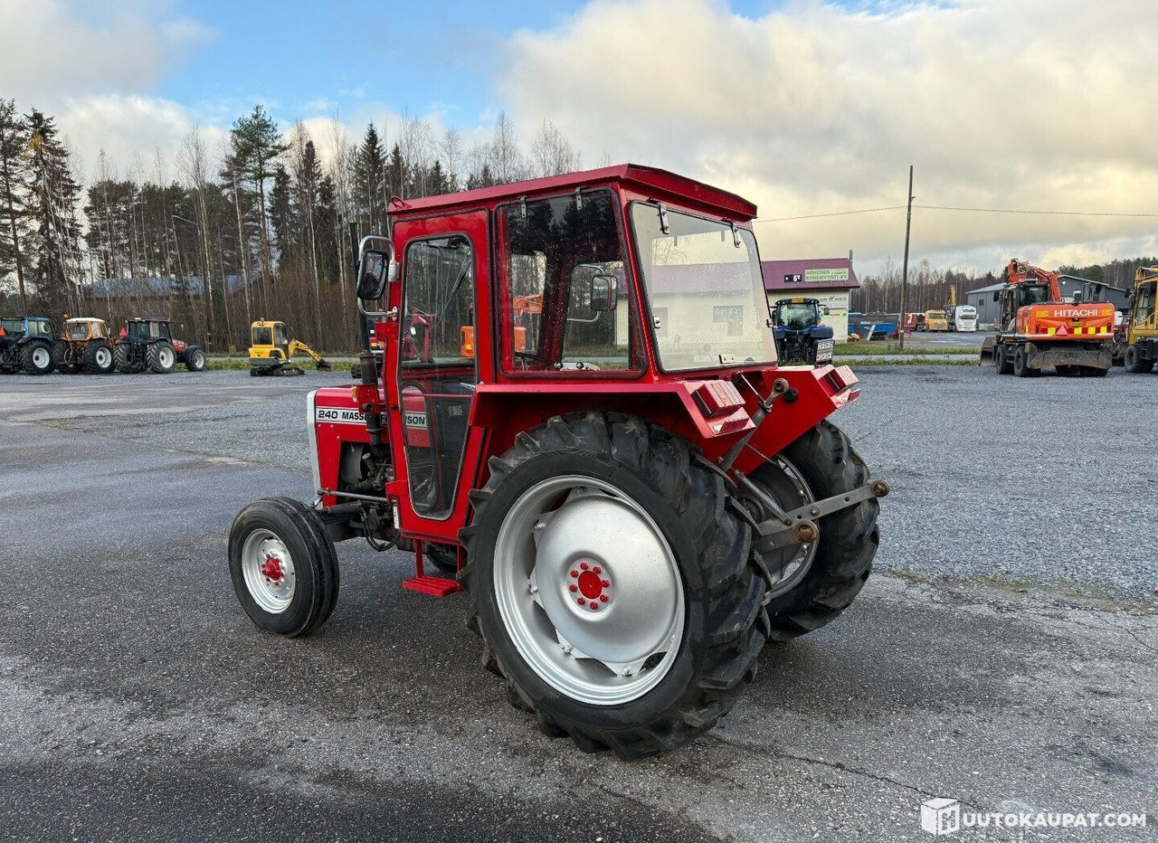 Massey Ferguson 240, 1981, Diesel, 7,672 h Tractor, Virrat - Traktor: slika Massey Ferguson 240, 1981, Diesel, 7,672 h Tractor, Virrat - Traktor Massey Ferguson 240, 1981, Diesel, 7,672 h Tractor, Virrat - Traktor: slika Massey Ferguson 240, 1981, Diesel, 7,672 h Tractor, Virrat - Traktor