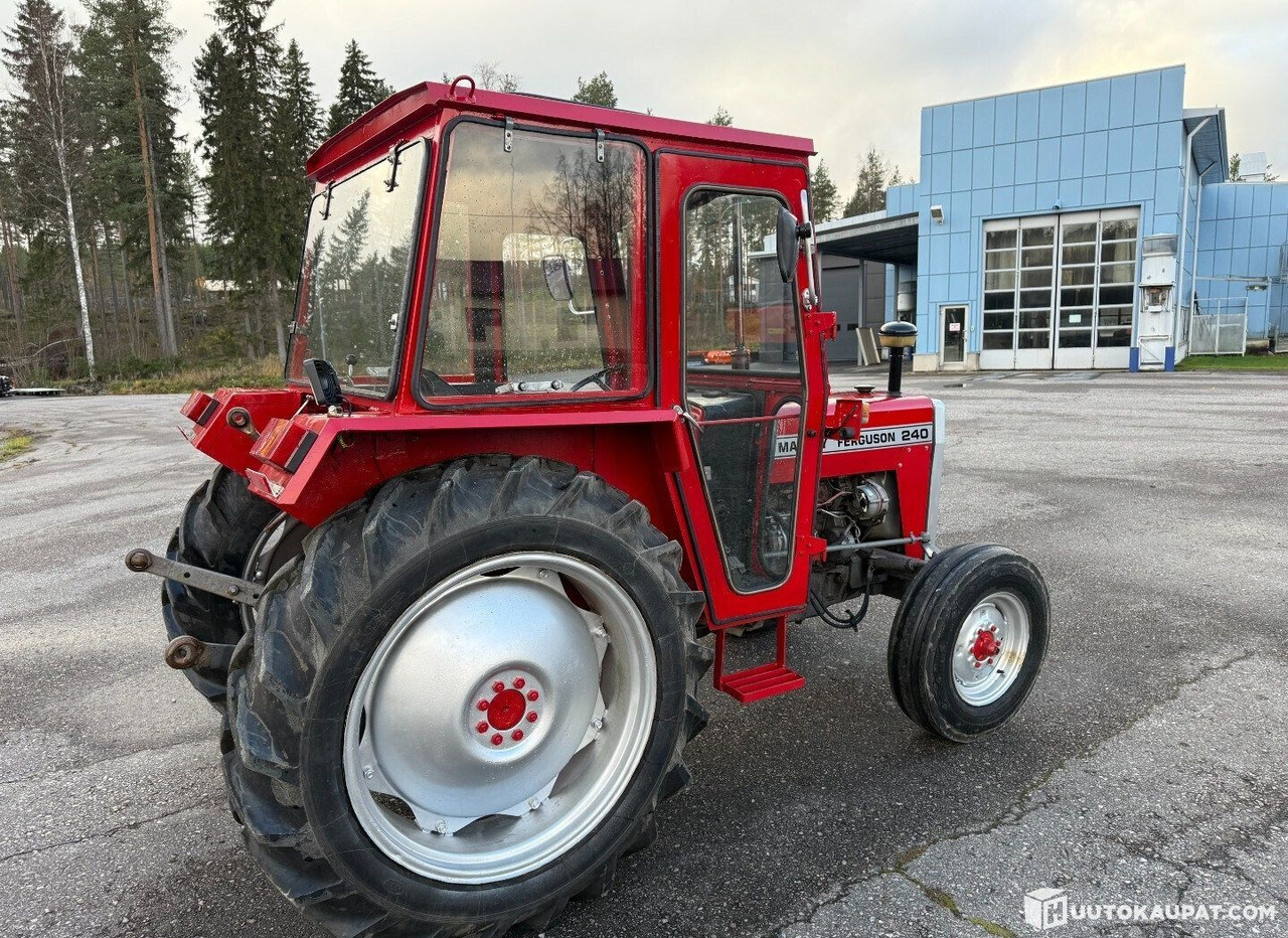 Massey Ferguson 240, 1981, Diesel, 7,672 h Tractor, Virrat - Traktor: slika Massey Ferguson 240, 1981, Diesel, 7,672 h Tractor, Virrat - Traktor Massey Ferguson 240, 1981, Diesel, 7,672 h Tractor, Virrat - Traktor: slika Massey Ferguson 240, 1981, Diesel, 7,672 h Tractor, Virrat - Traktor