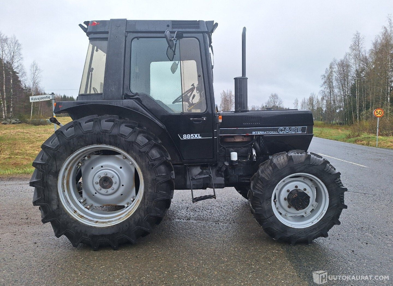 Case IH 885XL, 1988, 4.4 l, Diesel, 7 900 h Traktori, Akaa - Poljoprivredni strojevi: slika Case IH 885XL, 1988, 4.4 l, Diesel, 7 900 h Traktori, Akaa - Poljoprivredni strojevi Case IH 885XL, 1988, 4.4 l, Diesel, 7 900 h Traktori, Akaa - Poljoprivredni strojevi: slika Case IH 885XL, 1988, 4.4 l, Diesel, 7 900 h Traktori, Akaa - Poljoprivredni strojevi